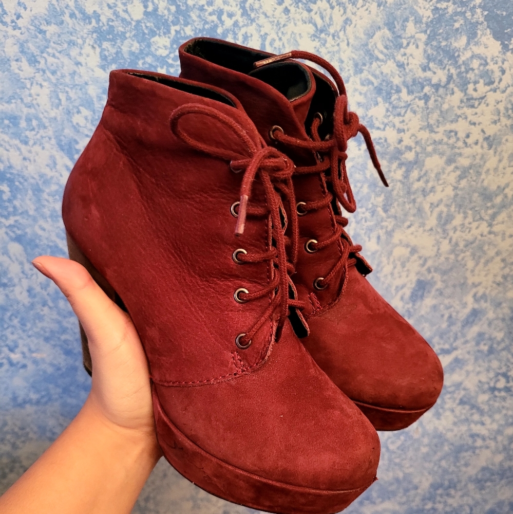 Steve Madden Raspy 6.5 Booties